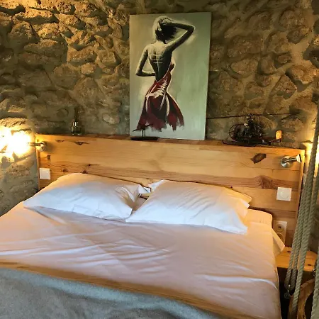 Moulin A Vent De Prentygarde En Dordogne Vélines