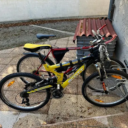 Moulin A Vent De Prentygarde En Dordogne * Vélines