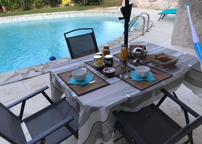 Moulin A Vent De Prentygarde En Dordogne Habitación en casa particular
